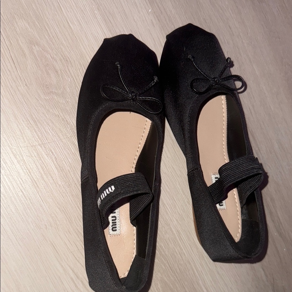 Miu Miu Women's Black Ballet Flats